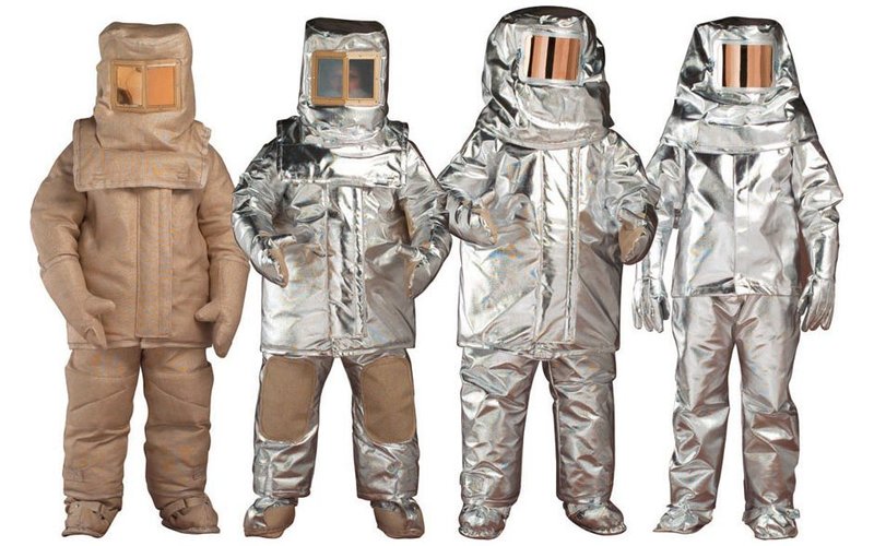 fire-entry-suits.thumb.jpg.0234f556ac091aeec6bed531fe3d6f4e.jpg