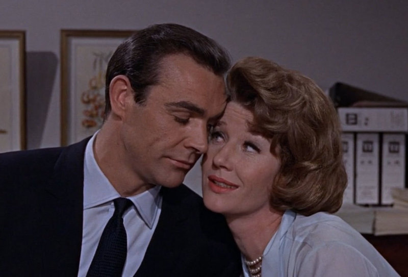 moneypenny.thumb.jpg.68526c4e4c22ed4a445ffaa0a903a7c4.jpg