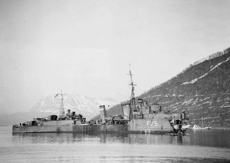 HMS-Eskimo-1.jpg.99323b7818768467ba7f41f2d1341e68.jpg