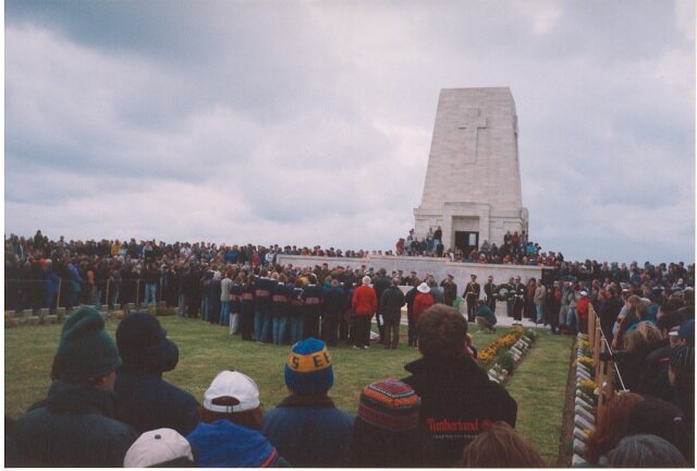 Lone Pine memorial service Anzac day 1999@640x432.jpg